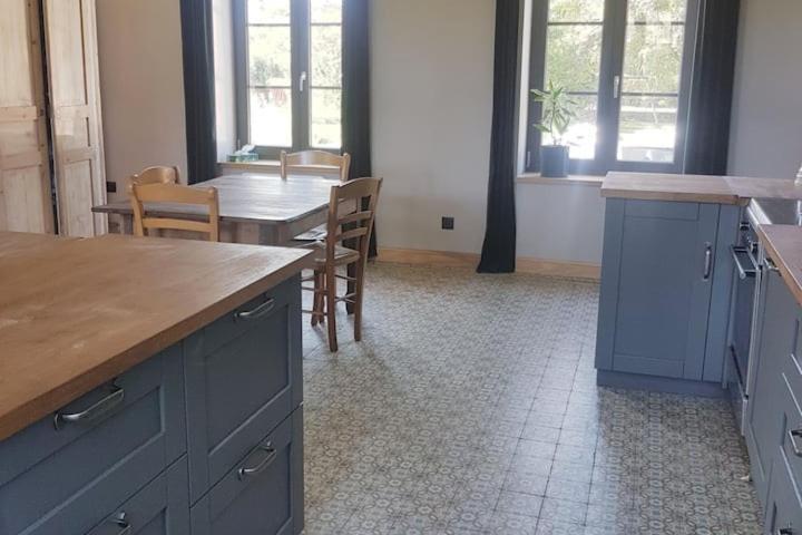 Chambre Spacieuse Avec Vue Sur Clocher Leilighet Verchin Eksteriør bilde